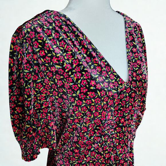 ✨ TOPSHOP “Bizzy Lizzy” Red Velvet Floral Puff Sleeve Tea Dress | Size 12 ✨ - Picture 5 of 10